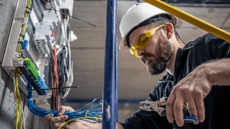 how to start an electrician business